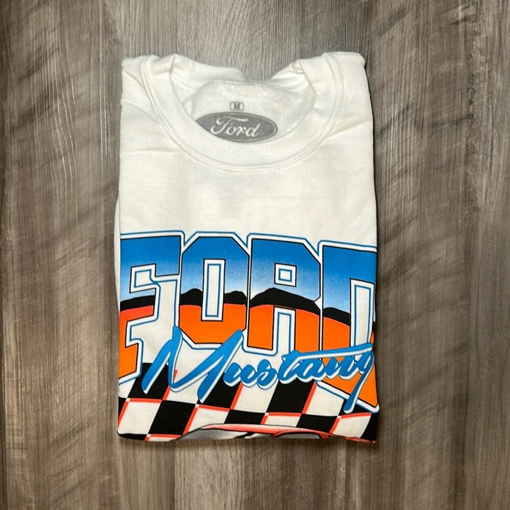 Ford Mustang Sweatshirt (NWOT) - Medium